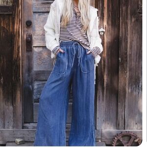 Women's Blue Wide-Leg Pants